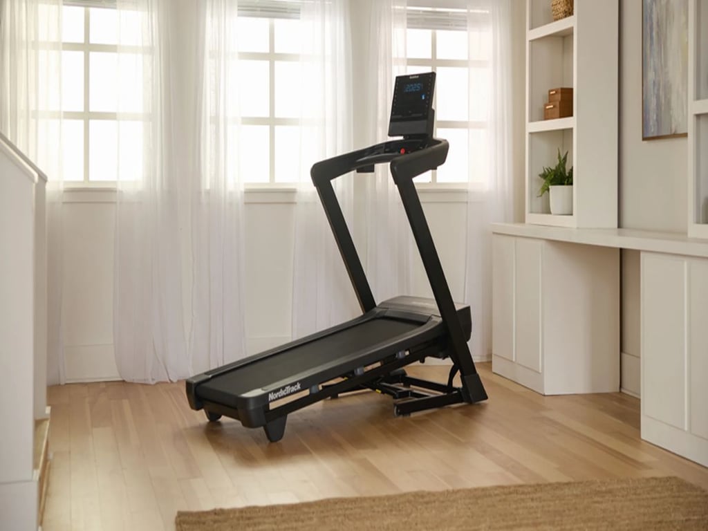 Landice Alternatives: Nordictrack Vs Precor 5